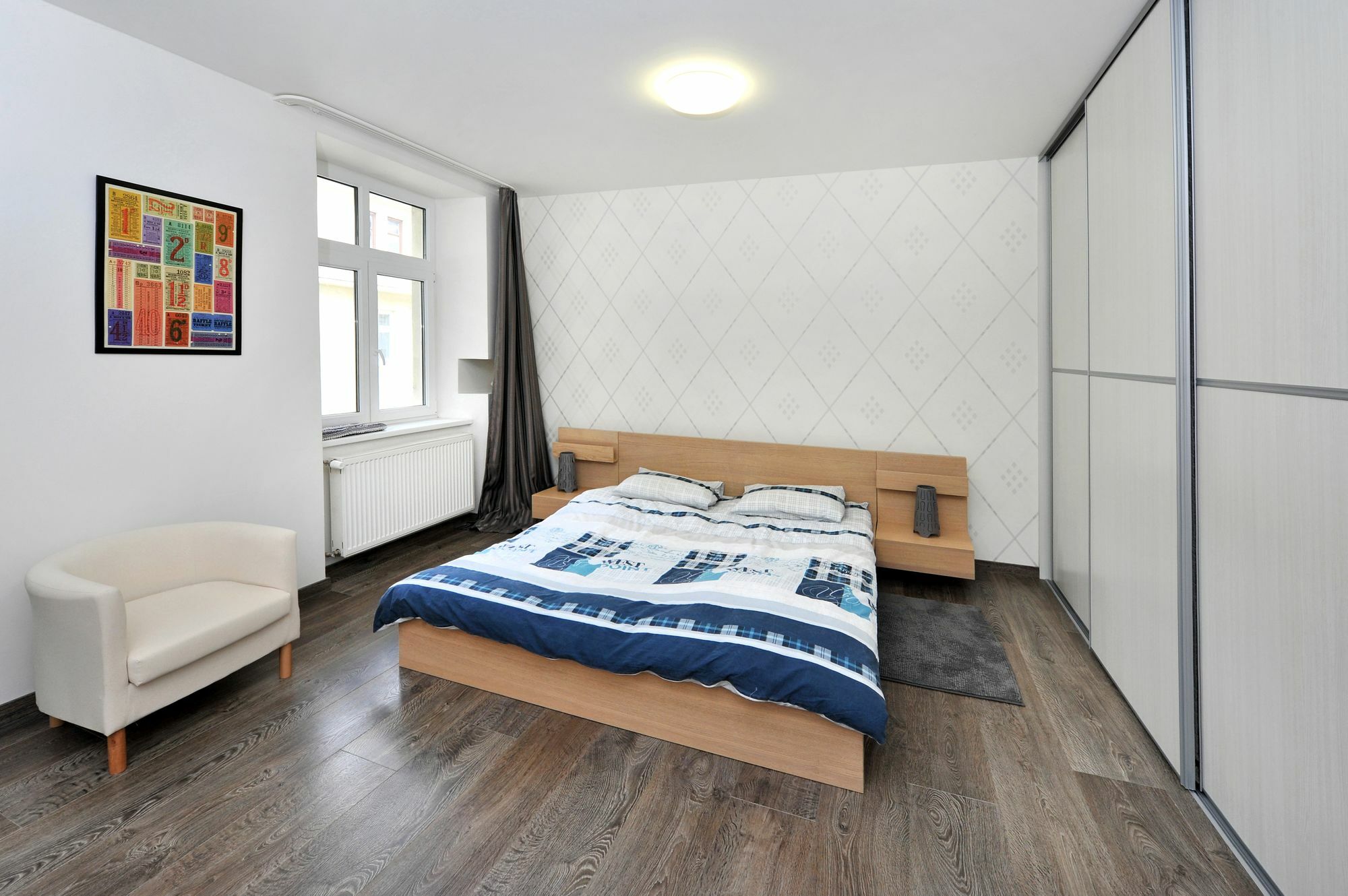 Aplend City Laurinska 11 Братислава Екстериор снимка